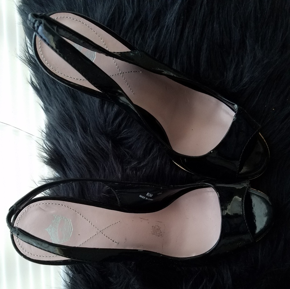 Fergilicious open toe black size8